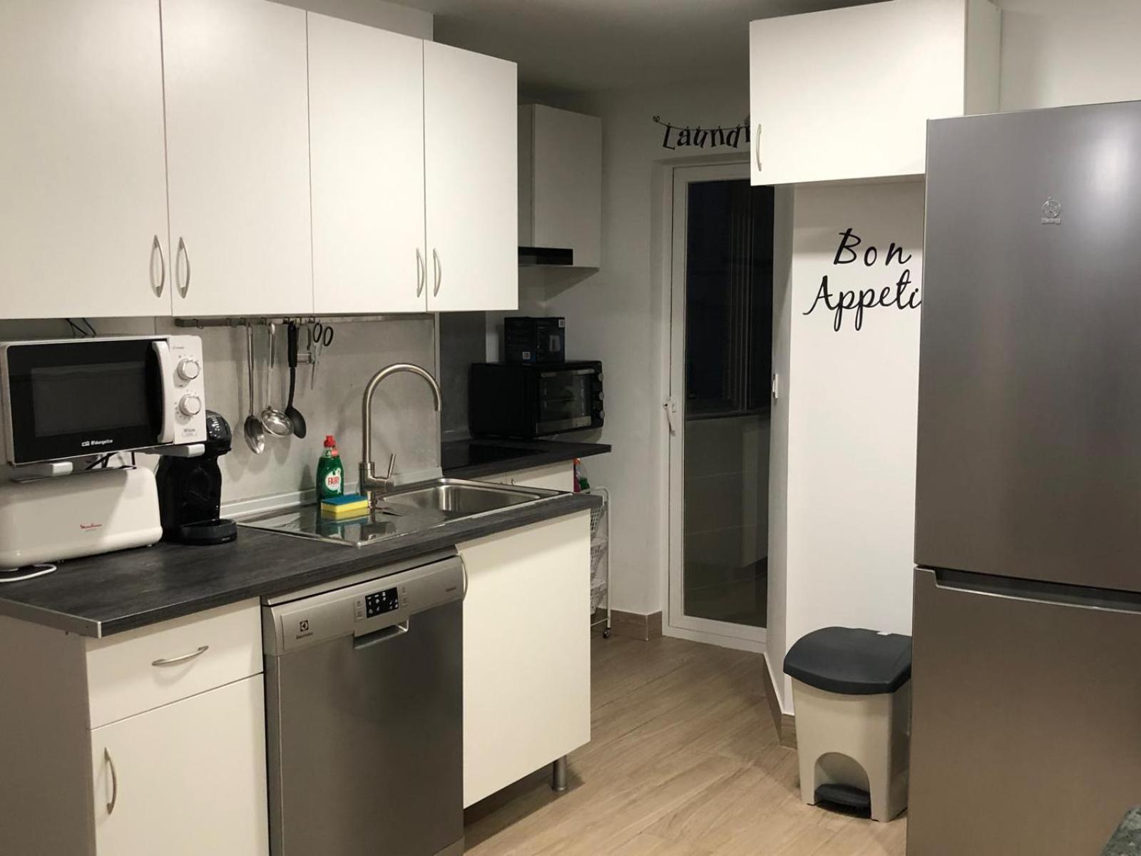 H&H Suite Espectacular Apartamento En El Centro De Granada Kültér fotó
