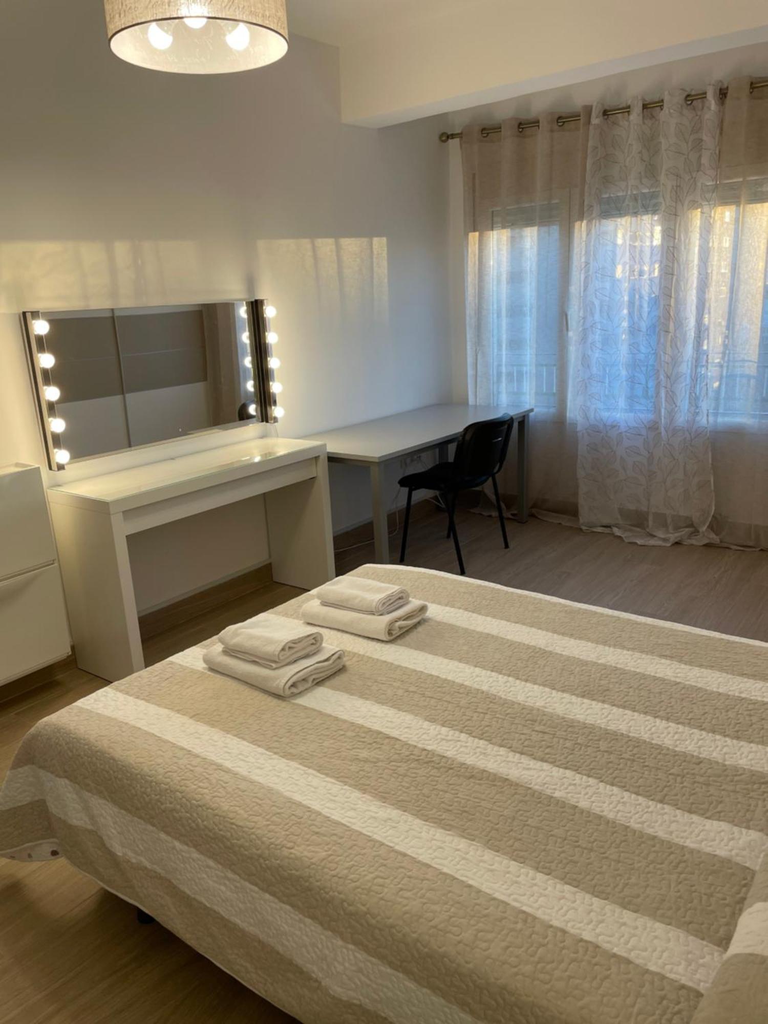 H&H Suite Espectacular Apartamento En El Centro De Granada Kültér fotó